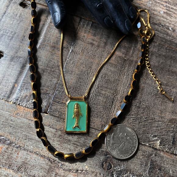 NEW Floating Fish Black Glass Beaded Necklace Set - Picture 10 of 13